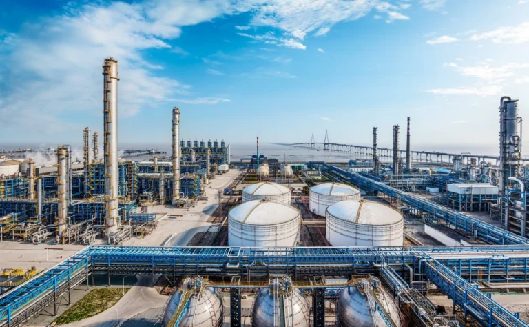 Chemický a petrochemický priemysel